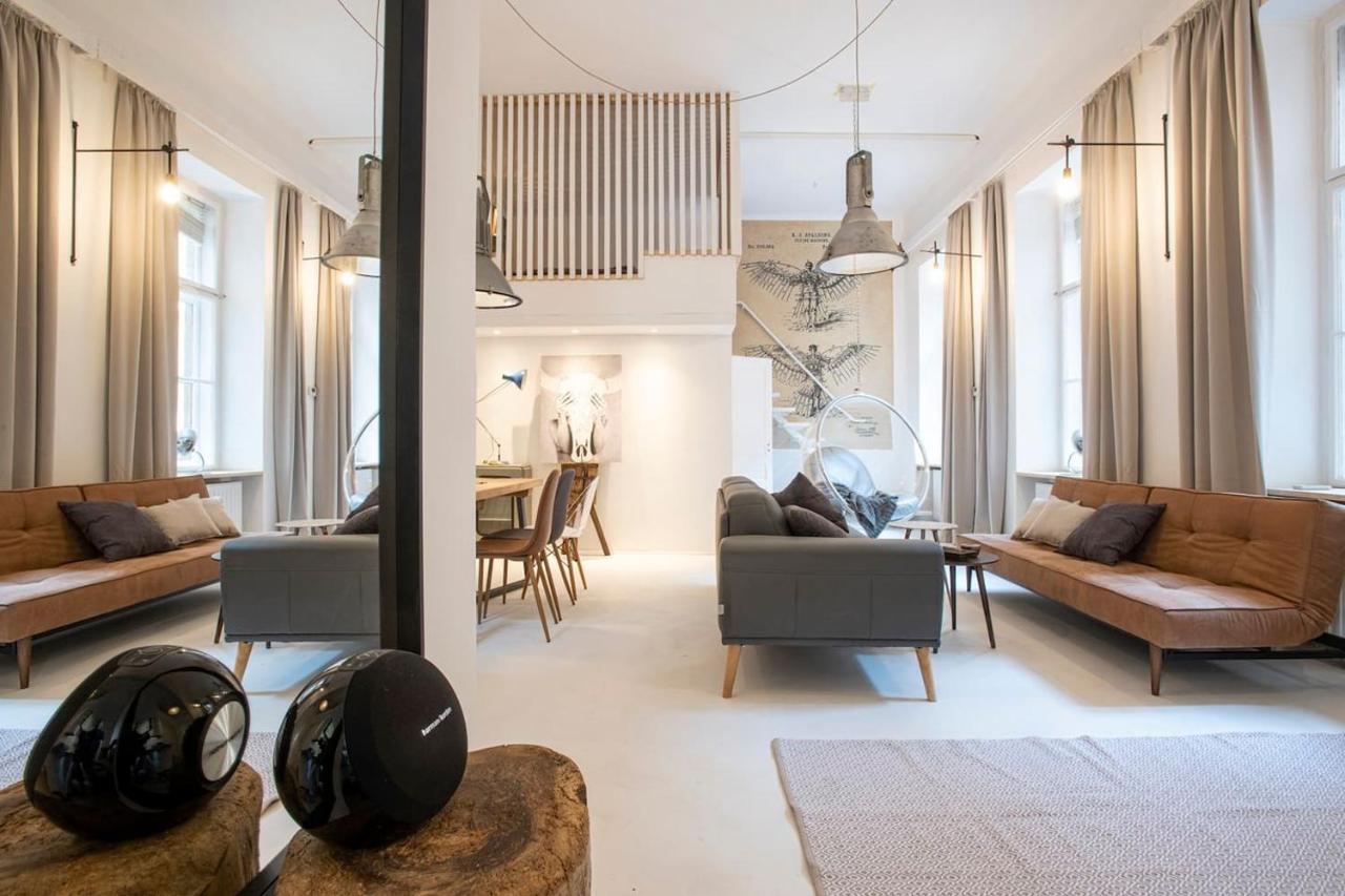 Danube Riverside Designer Apartment In City Center Budapest Luaran gambar